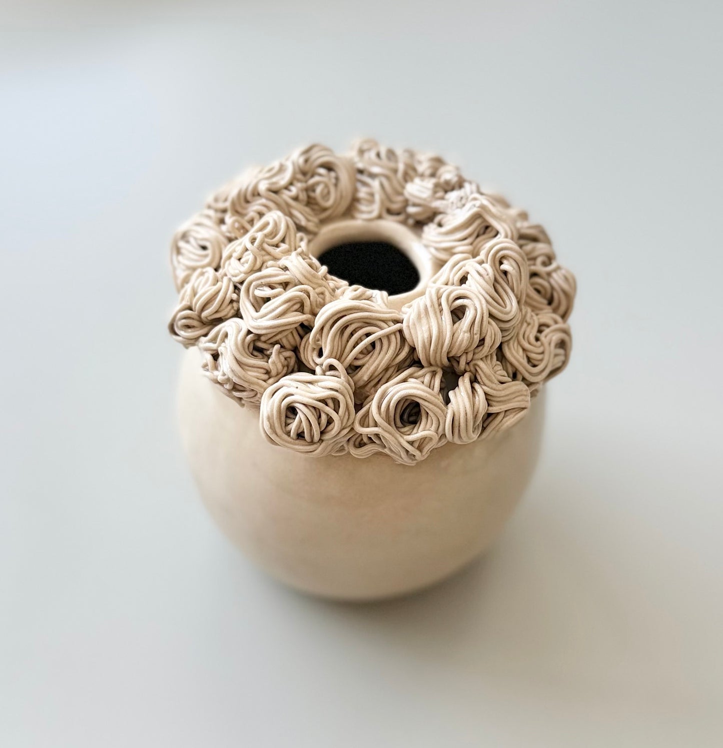 ANGEL HAIR VASE 2.0