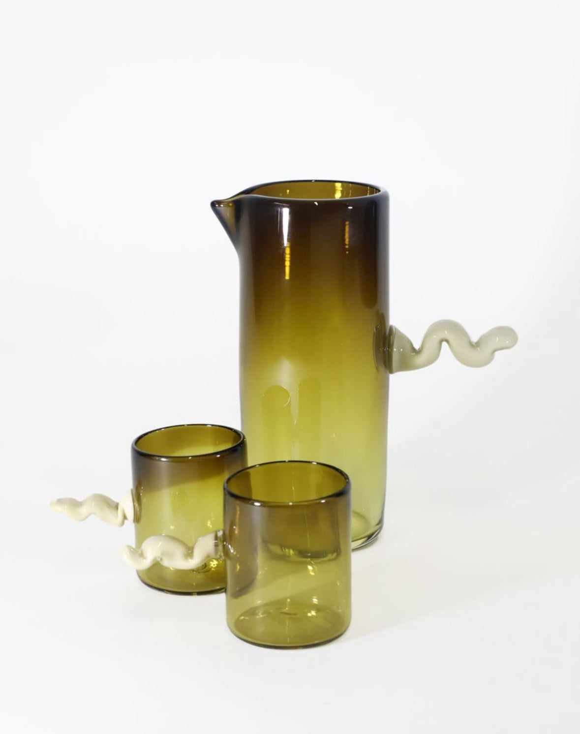 WIGGLE CARAFE (SMOKE/CREAM)