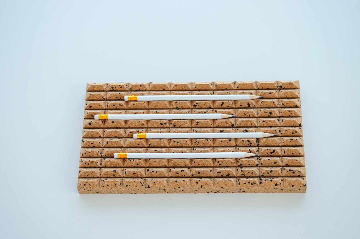 CORK PENCIL ORGANIZER