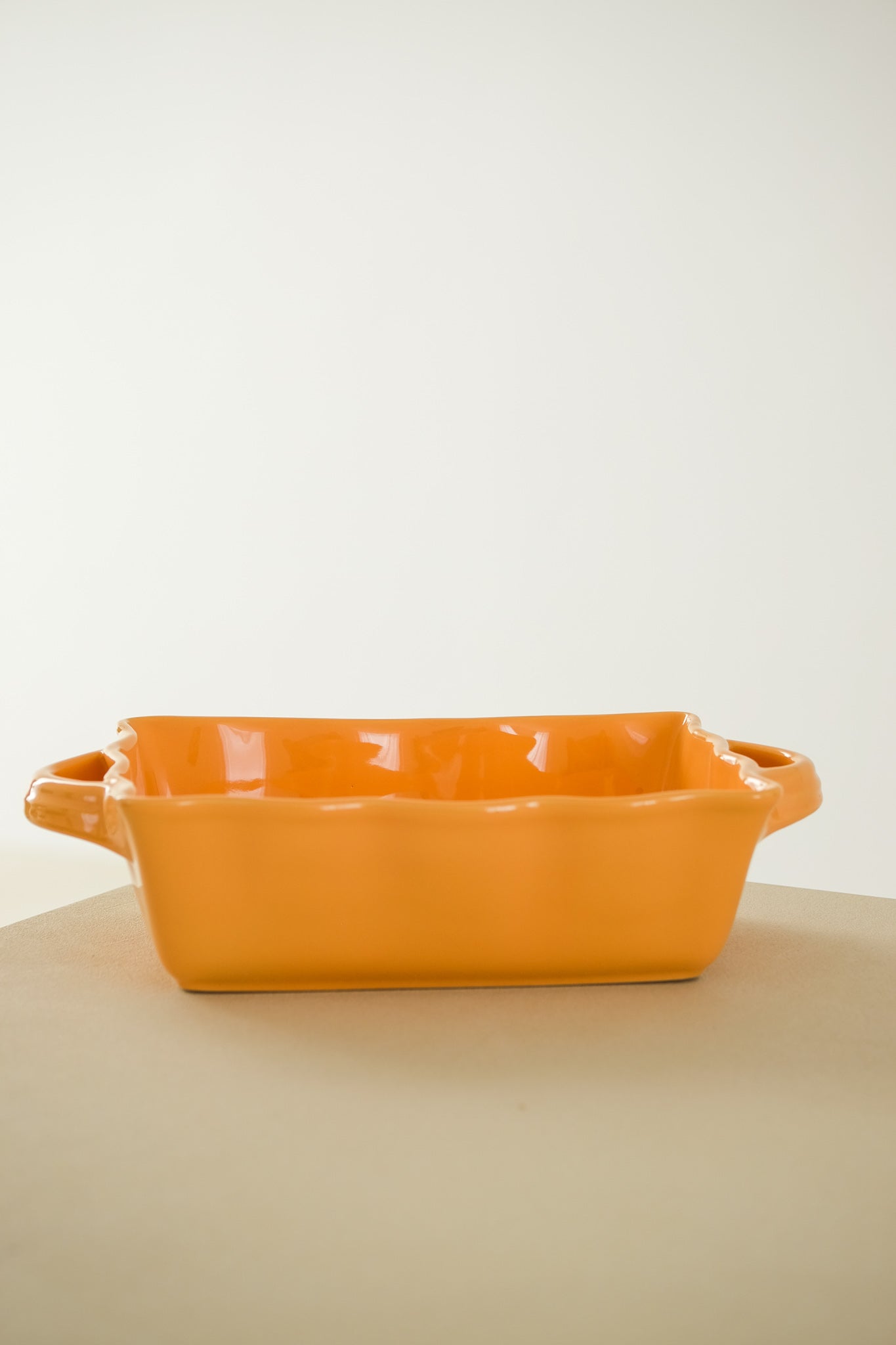 STONEWARE OVEN DISH