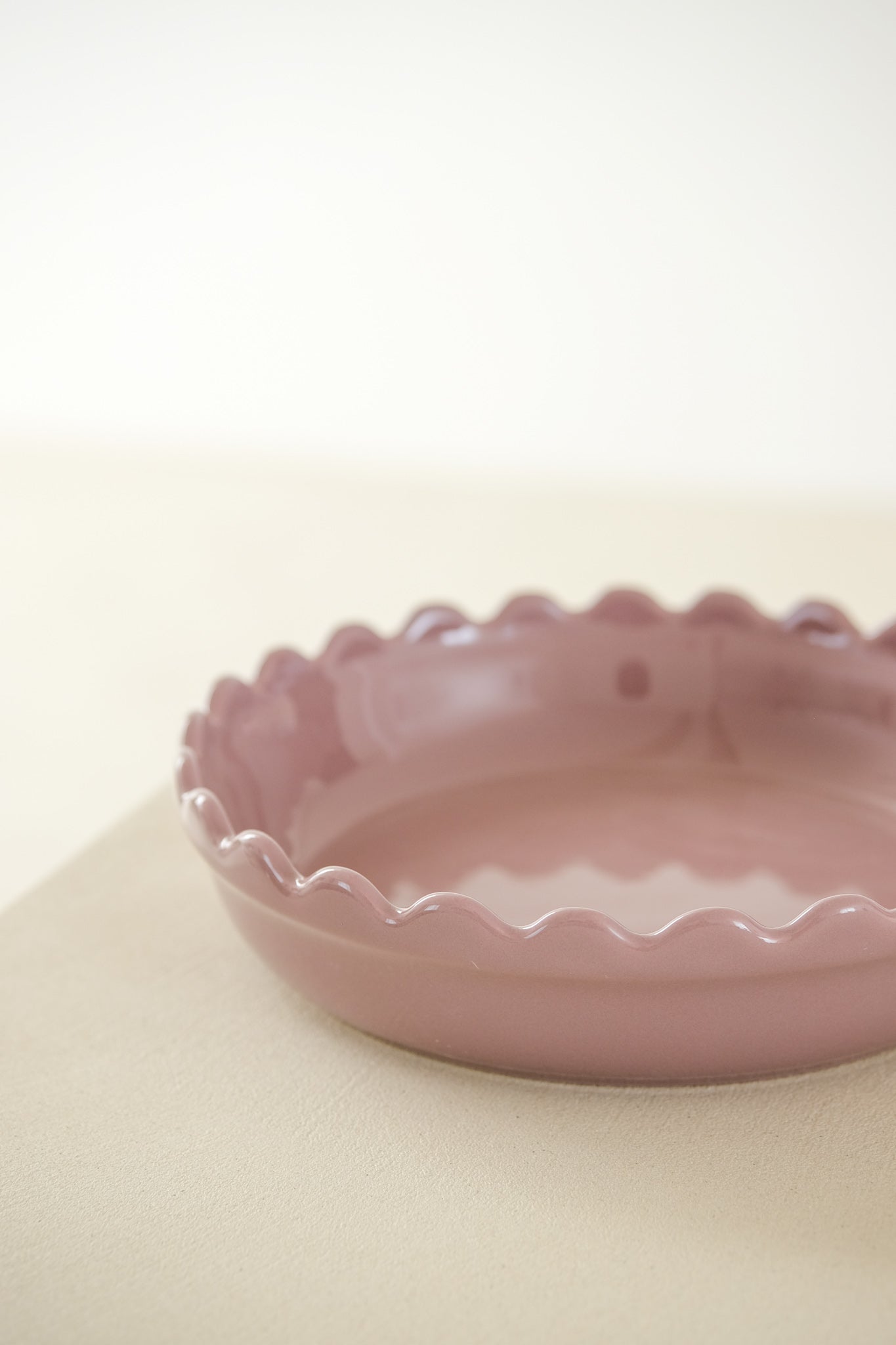 STONEWARE PIE DISH